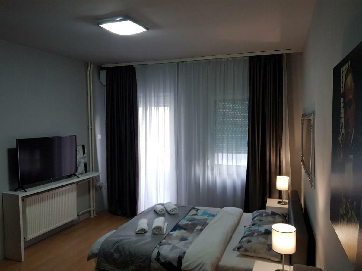 Contemporary Residence Nis Bagian luar foto
